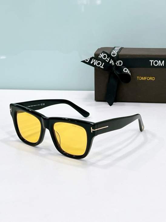 Picture of Tom Ford Sunglasses _SKUfw79120423fw